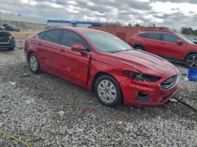 Ford Fusion S Image 4