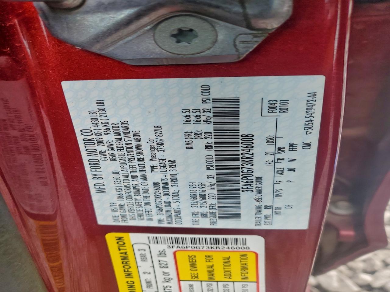 Ford Fusion S Image 12