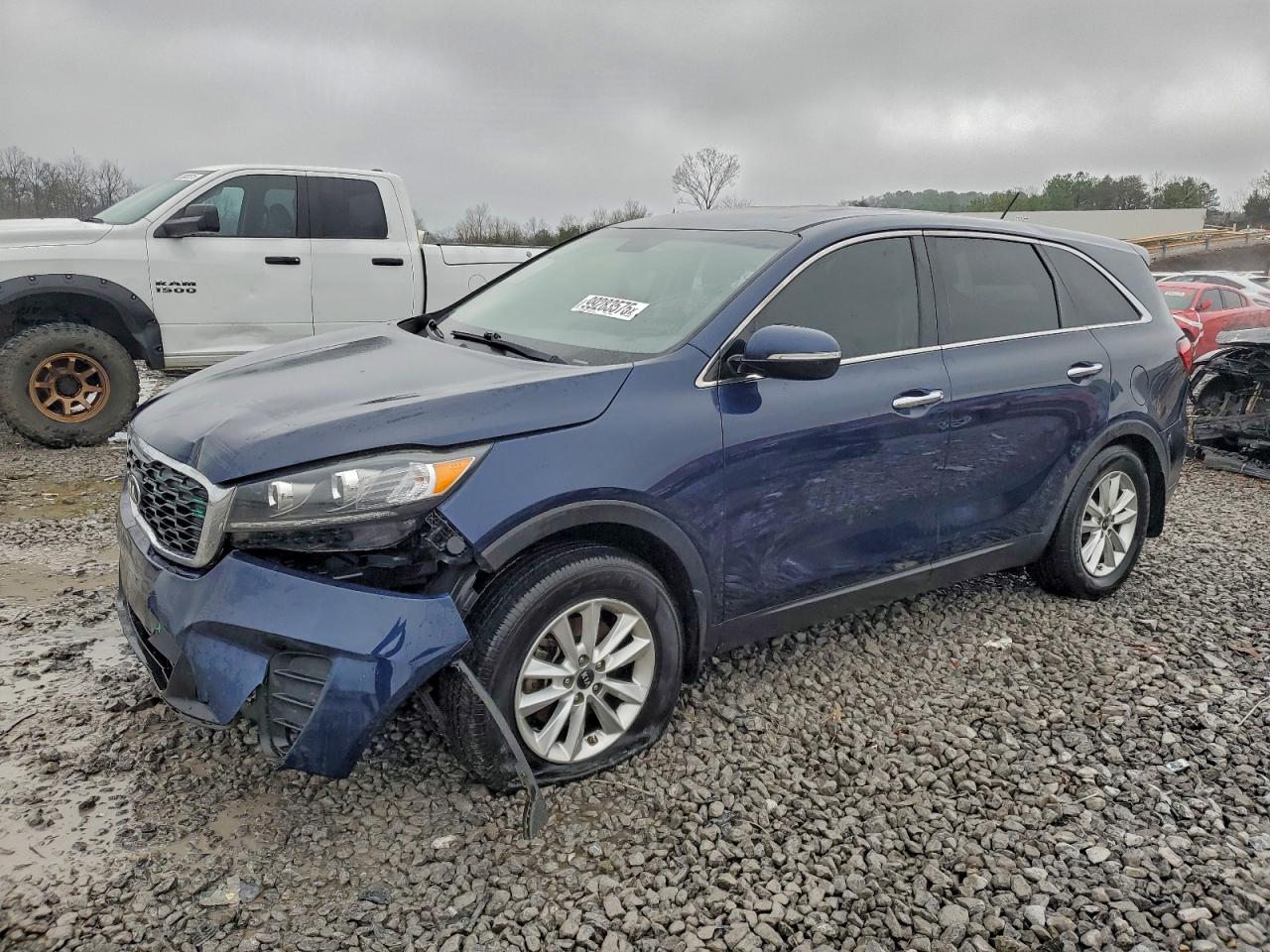 Kia Sorento L Image 1