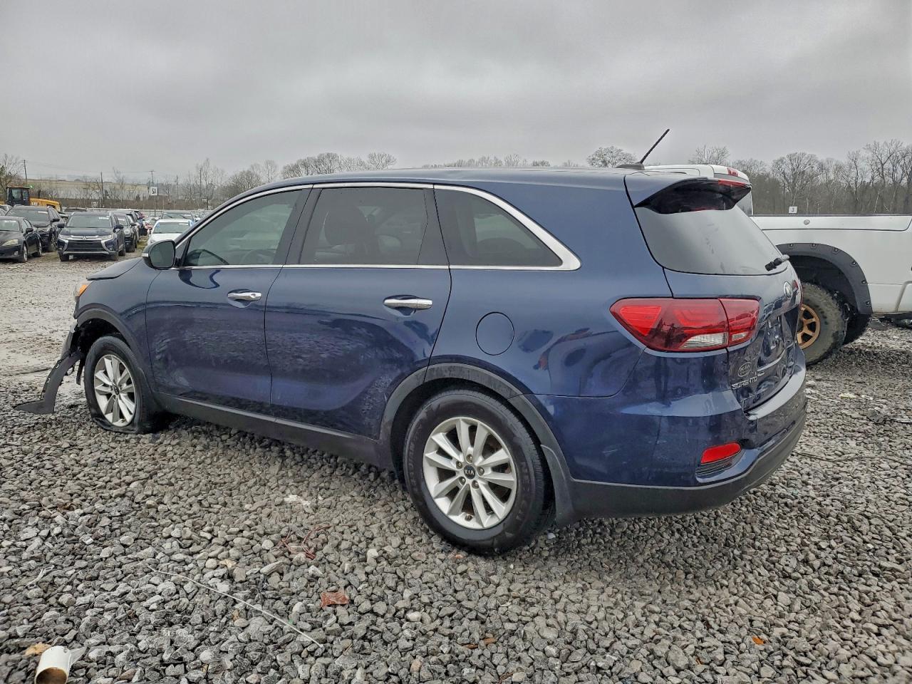 Kia Sorento L Image 4