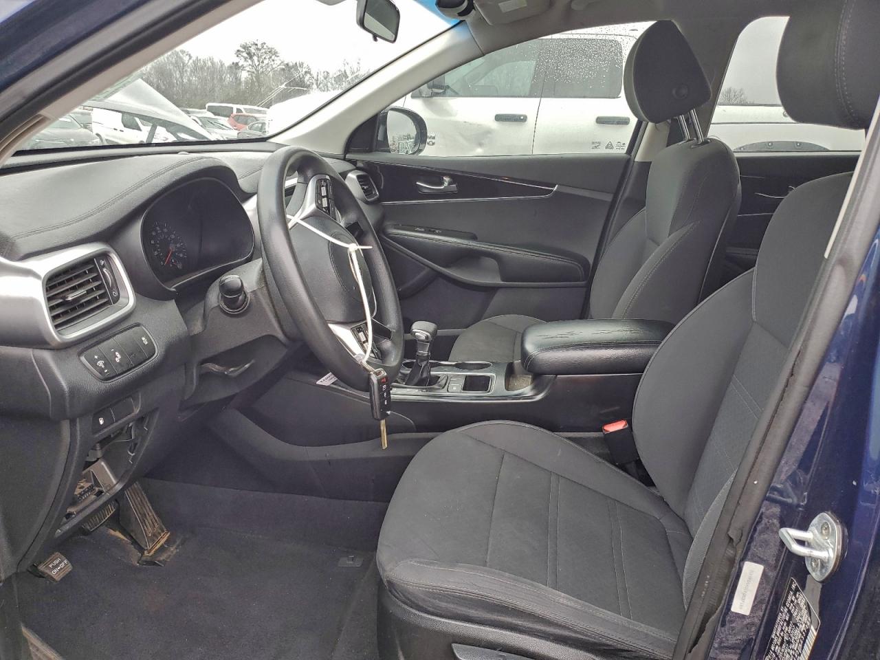 Kia Sorento L Image 7