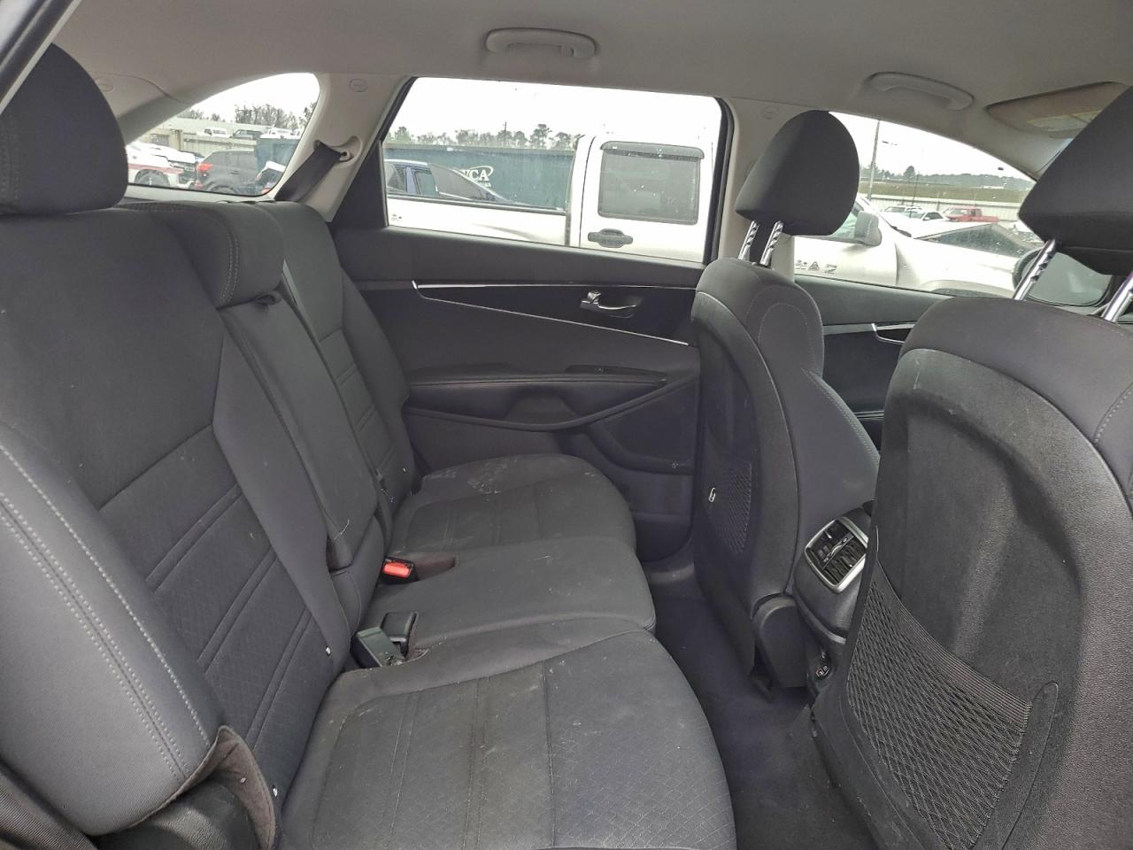 Kia Sorento L Image 12