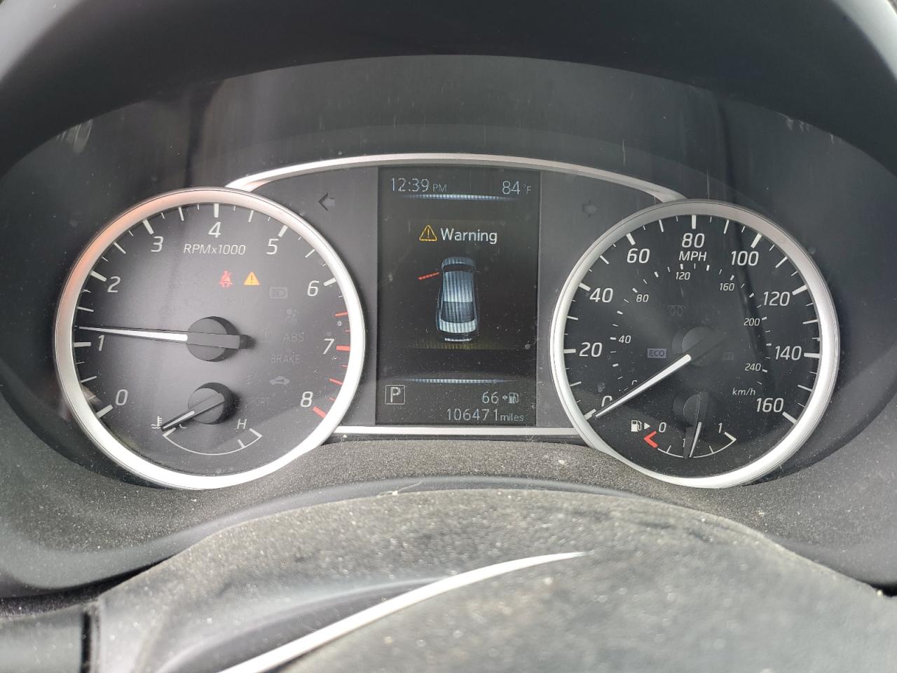 Nissan Sentra S Image 2