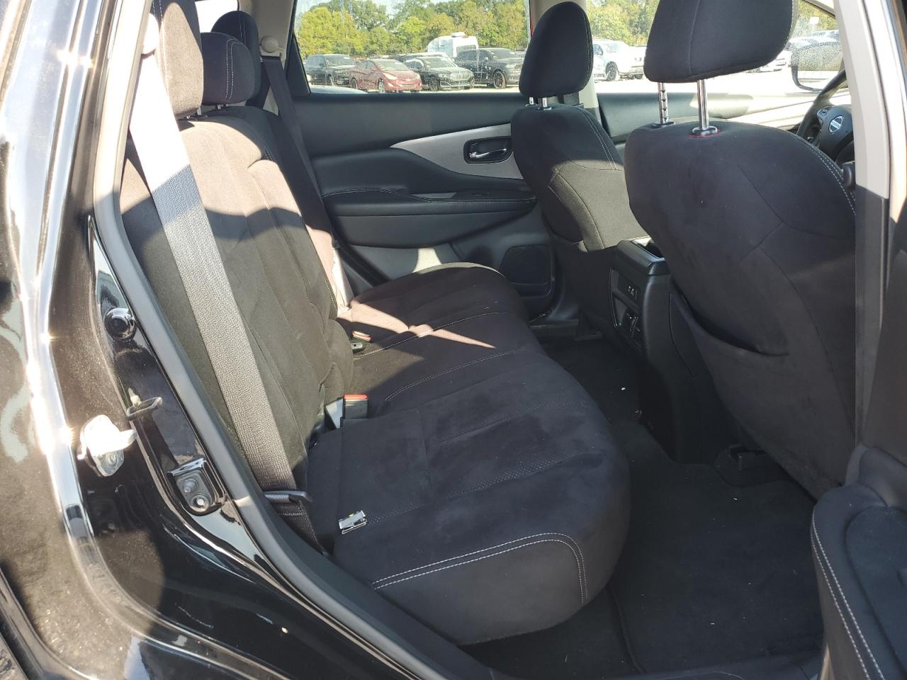 Nissan Murano S Image 8