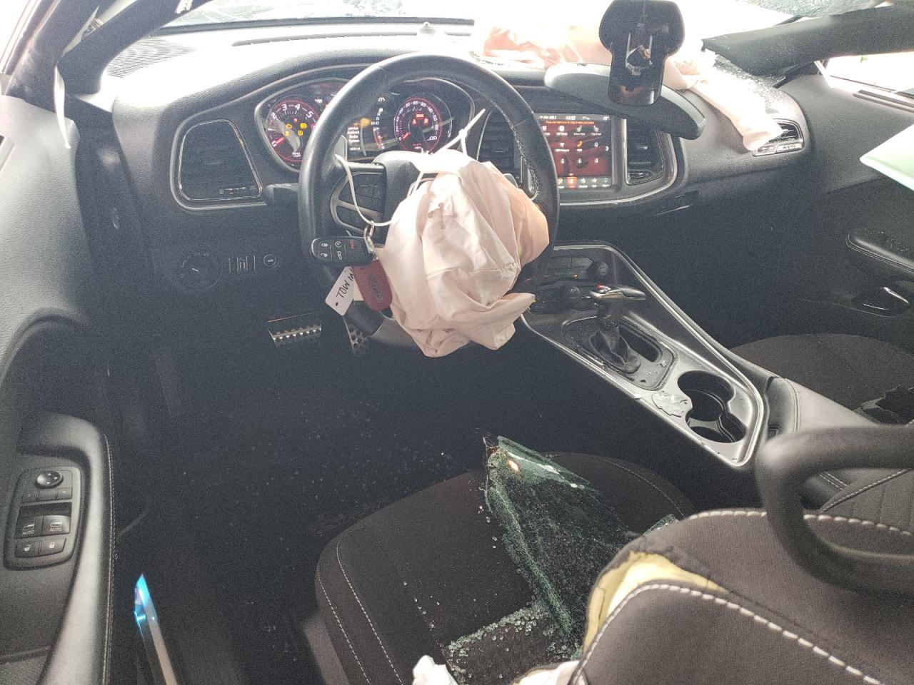 Dodge Challenger Srt Hellcat Image 4