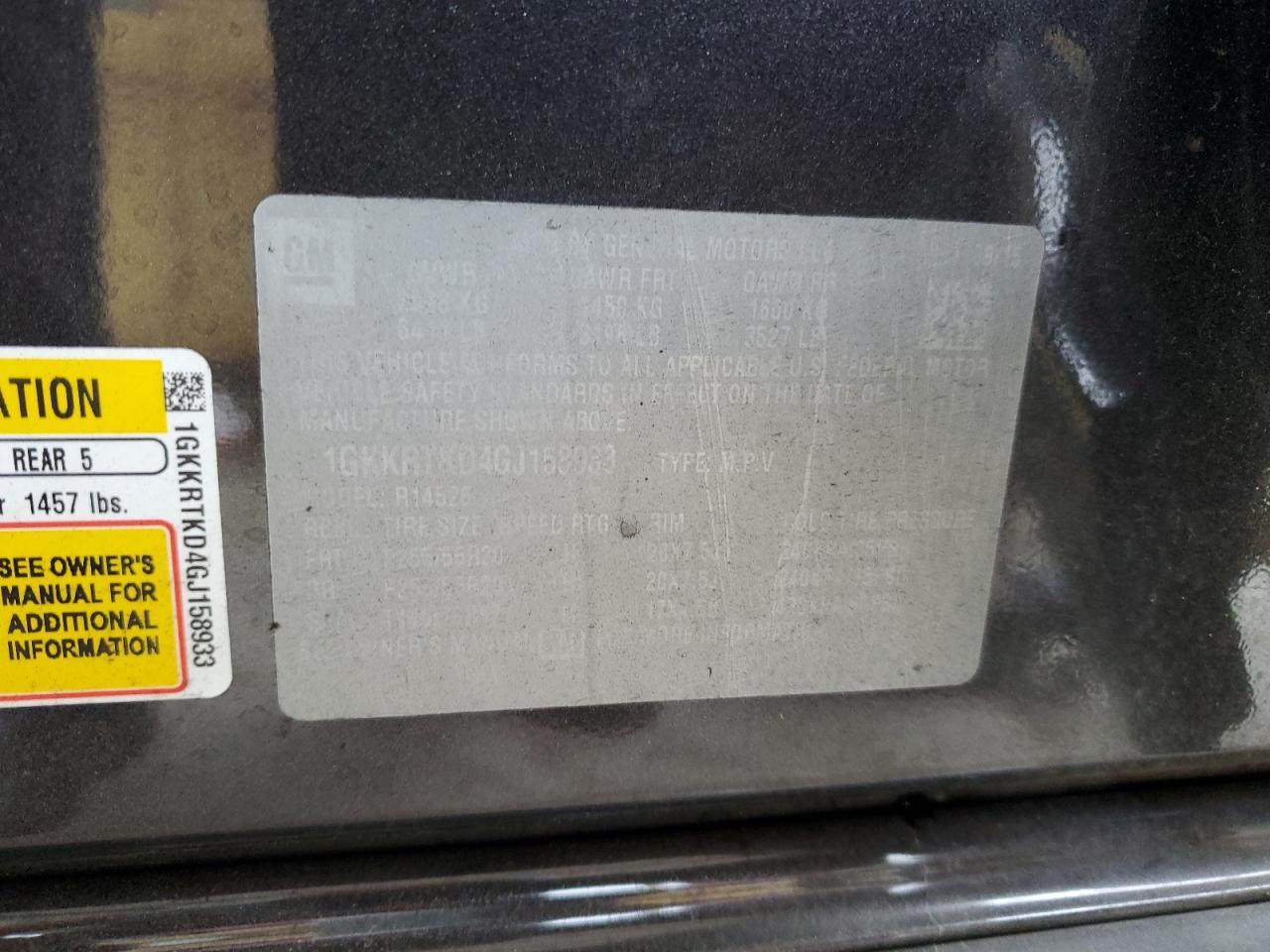 GMC Acadia Denali Image 13