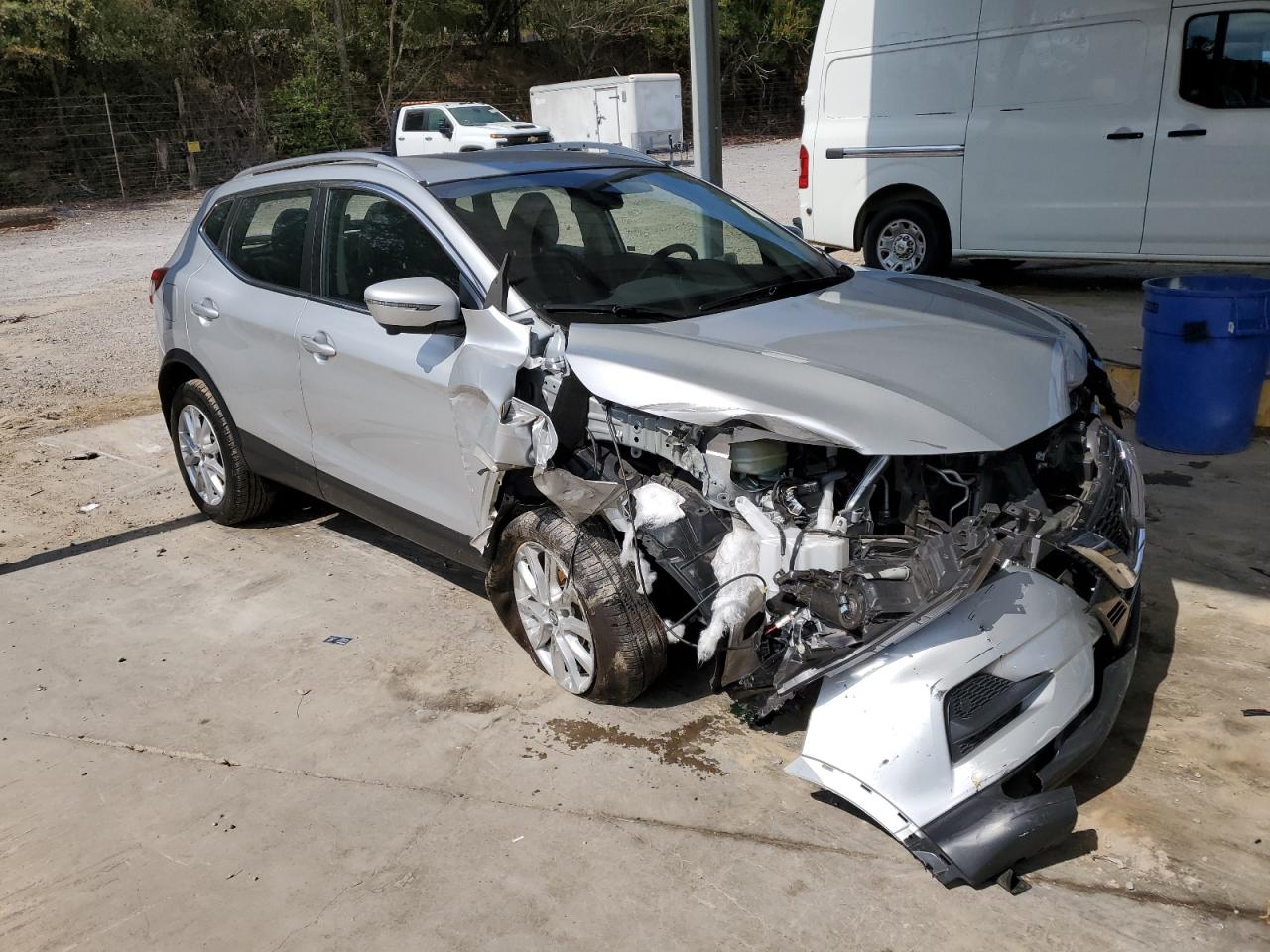 Nissan Rogue Sv Image 2