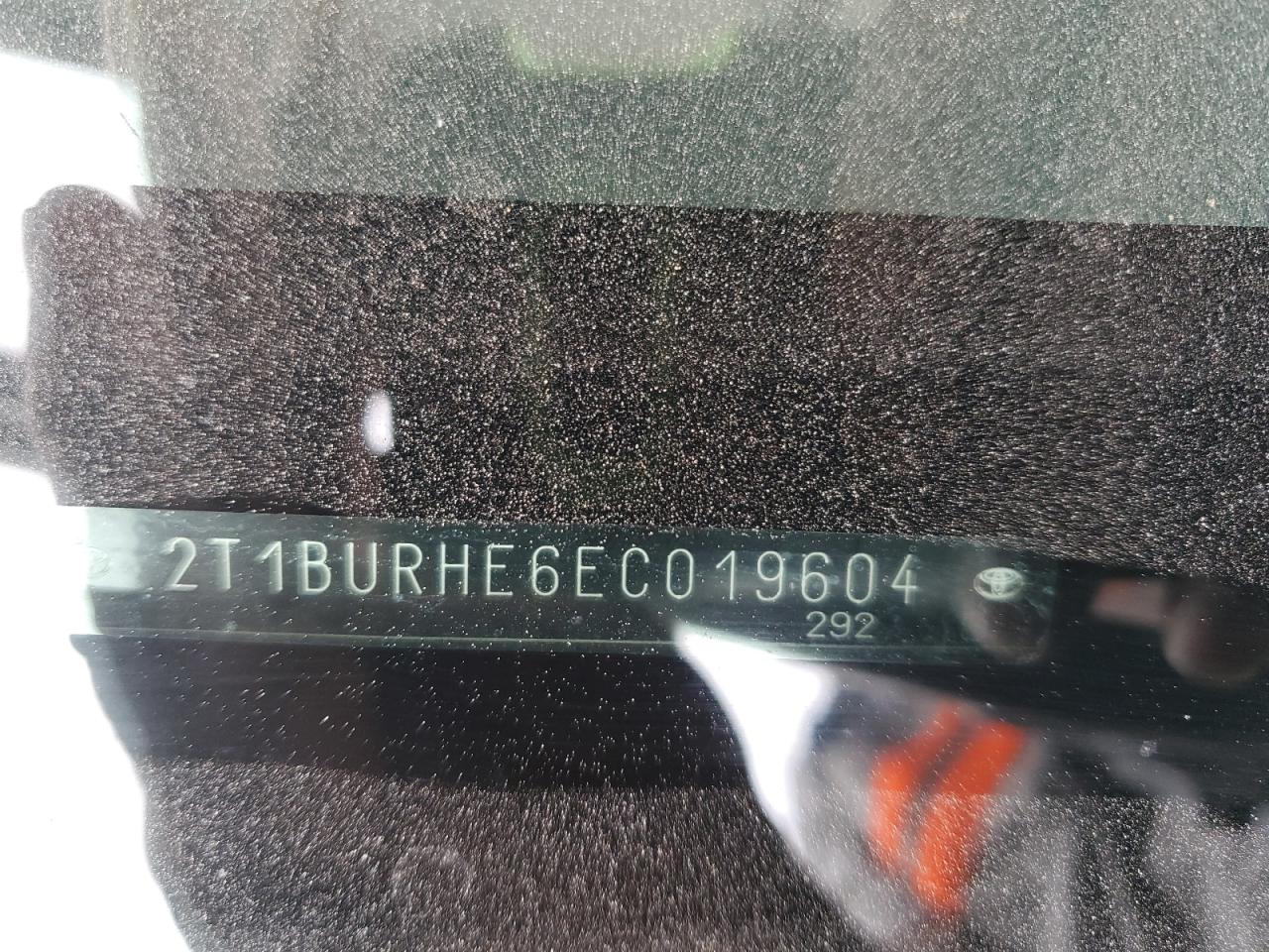 Toyota Corolla L Image 6