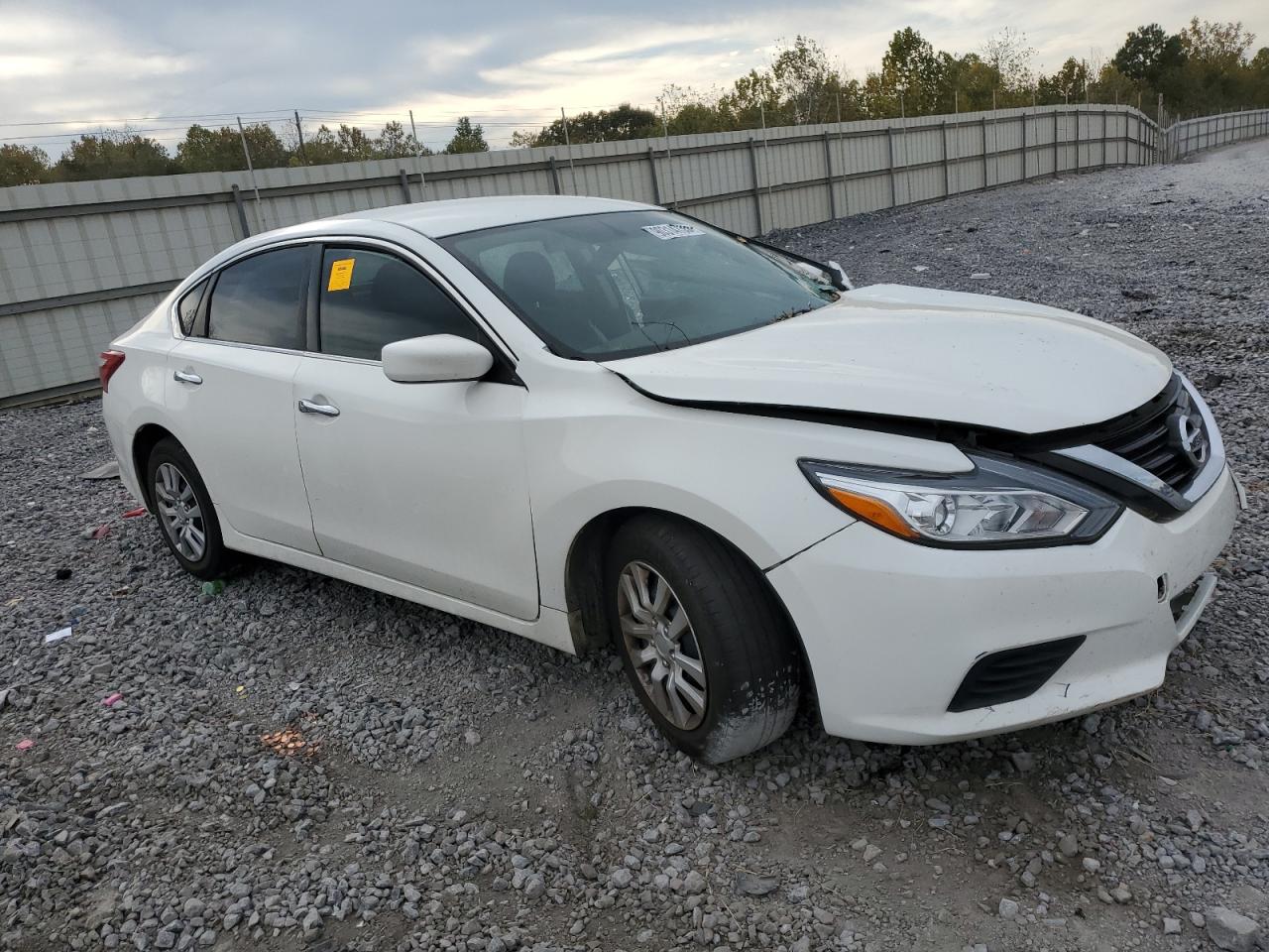 Nissan Altima 2.5 Image 10