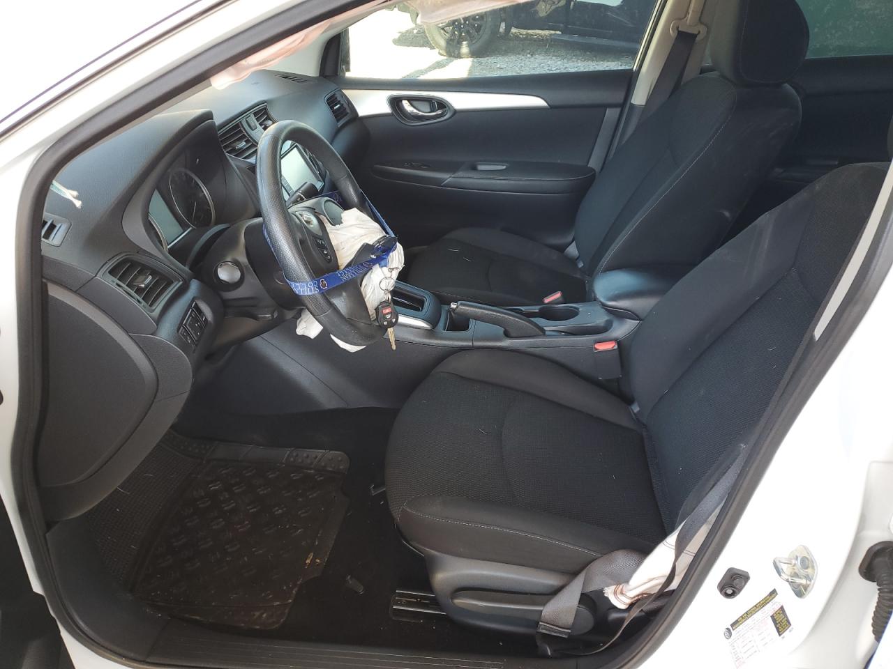 Nissan Sentra S Image 6