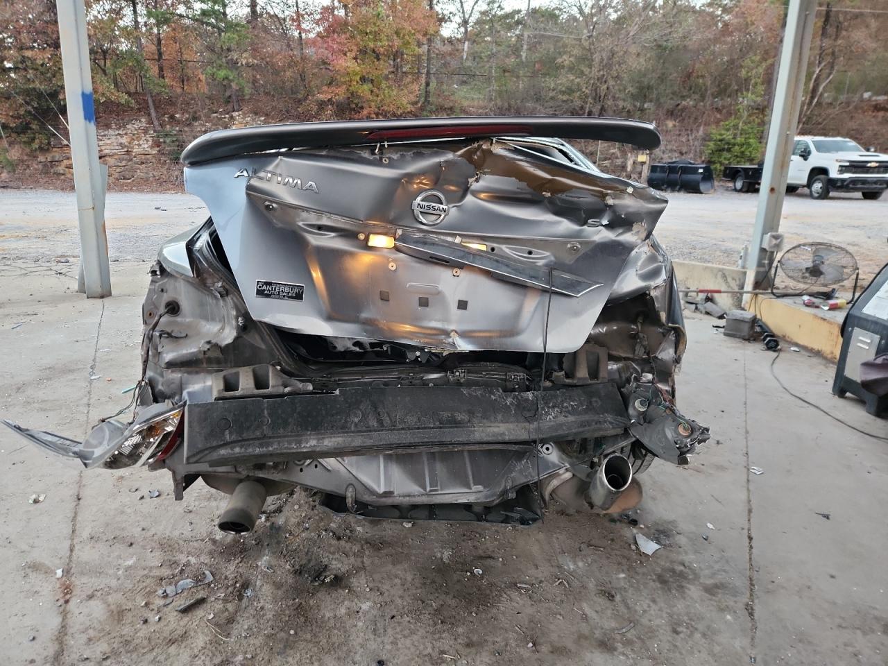 Nissan Altima 2.5 Image 12