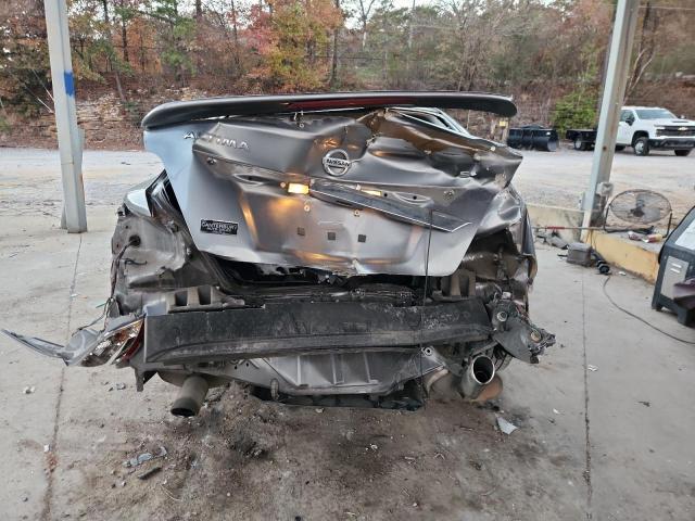 Nissan Altima 2.5 Image 12