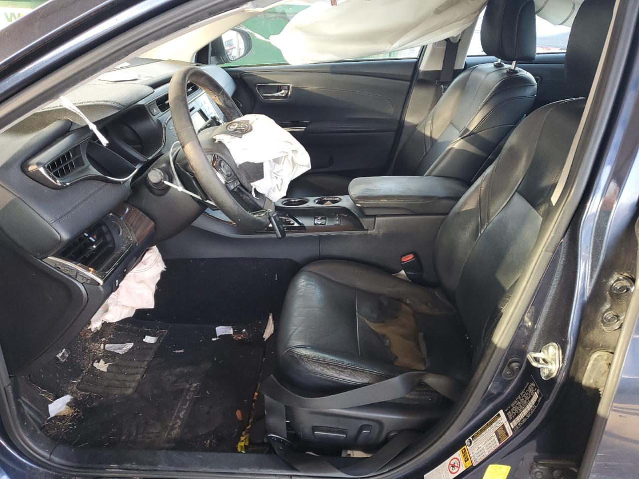 Toyota Avalon Xle Image 8