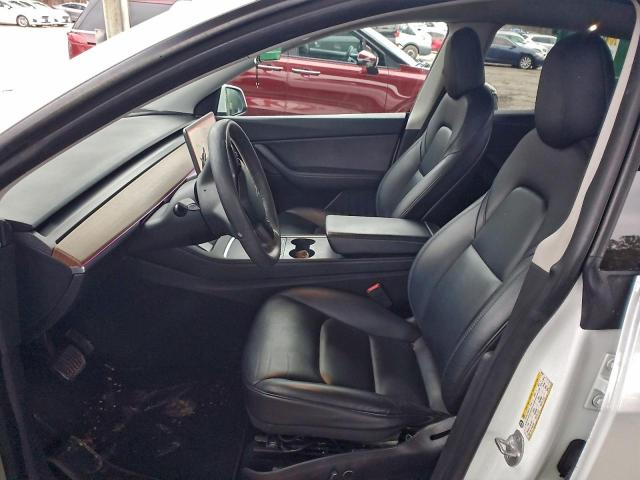 Tesla Model Y Image 10