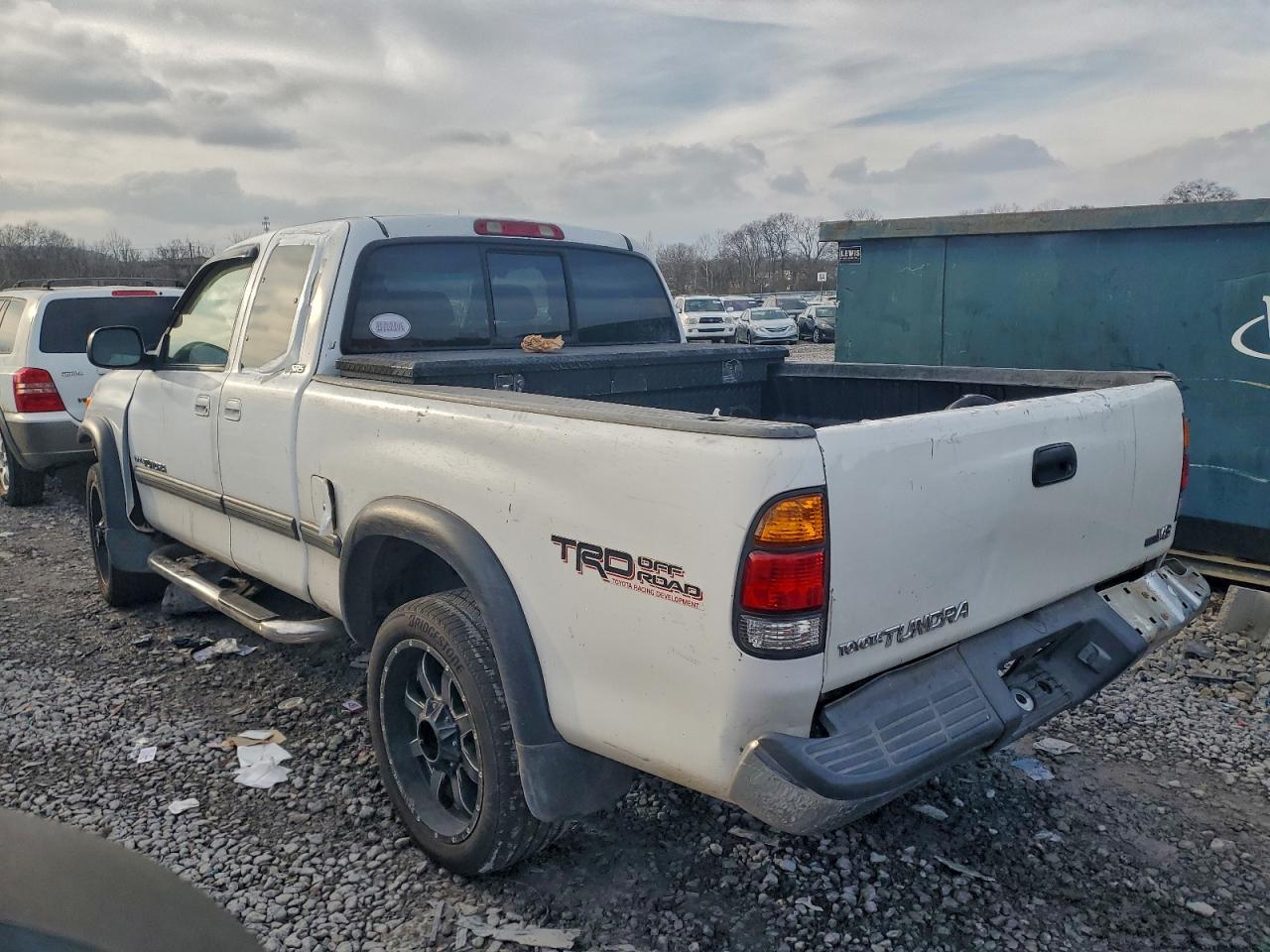 Toyota Tundra Access Cab Image 3
