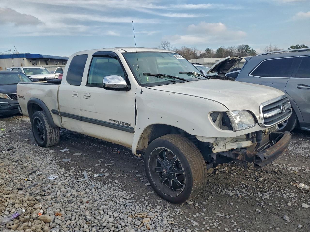 Toyota Tundra Access Cab Image 9