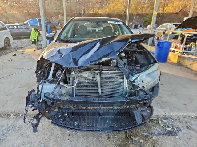 Toyota Corolla L Image 4