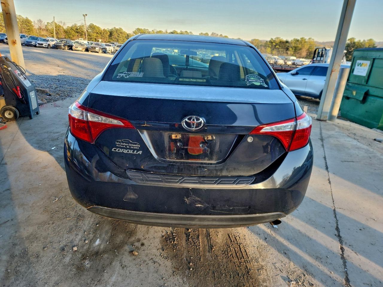 Toyota Corolla L Image 3