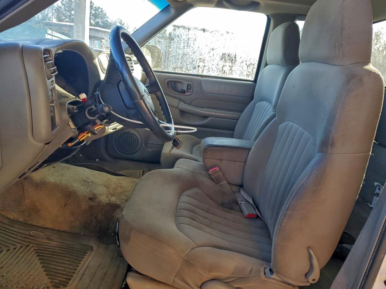 Chevrolet S-10 S10 Image 8