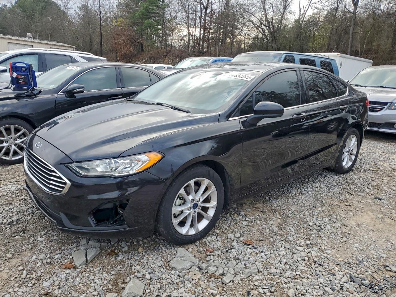 Ford Fusion Se Image 1