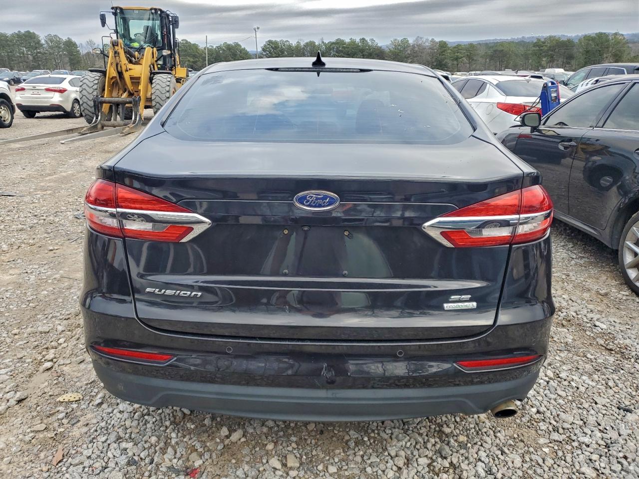 Ford Fusion Se Image 10