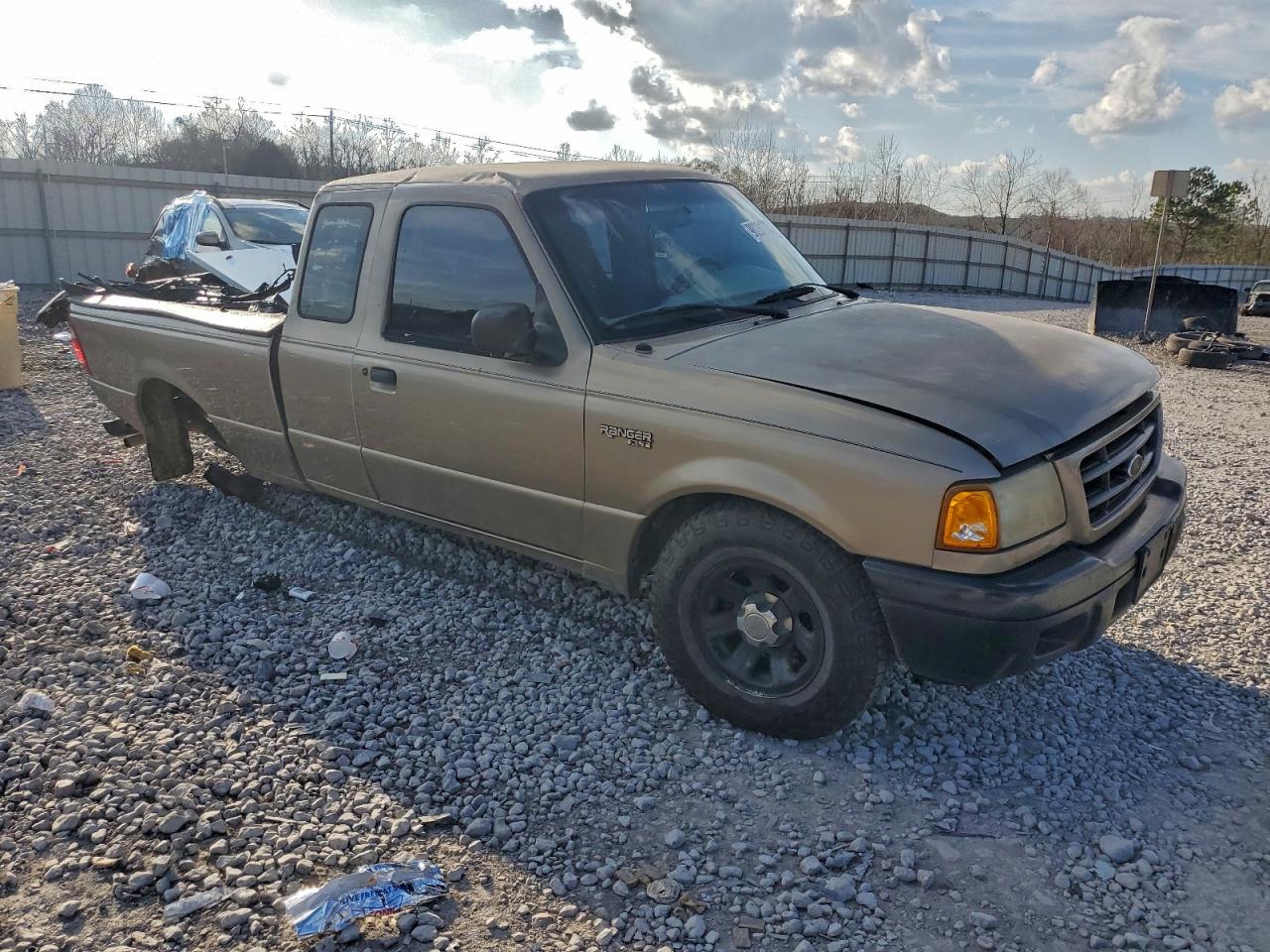 Ford Ranger Super Cab Image 2