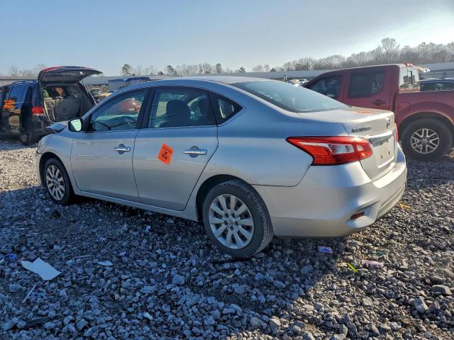 Nissan Sentra S Image 5