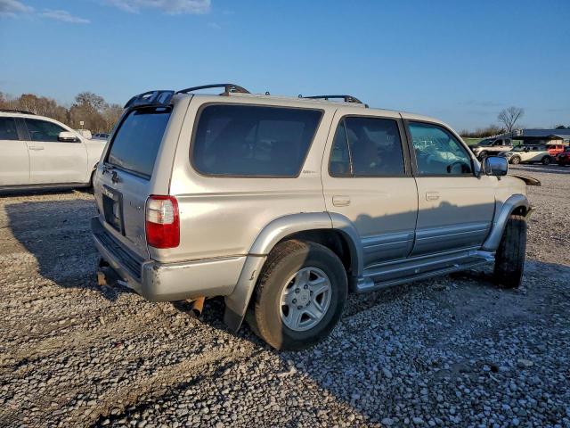 Toyota 4Runner Limited Image 5