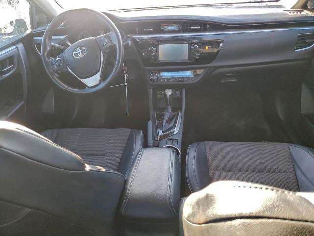 Toyota Corolla L Image 8