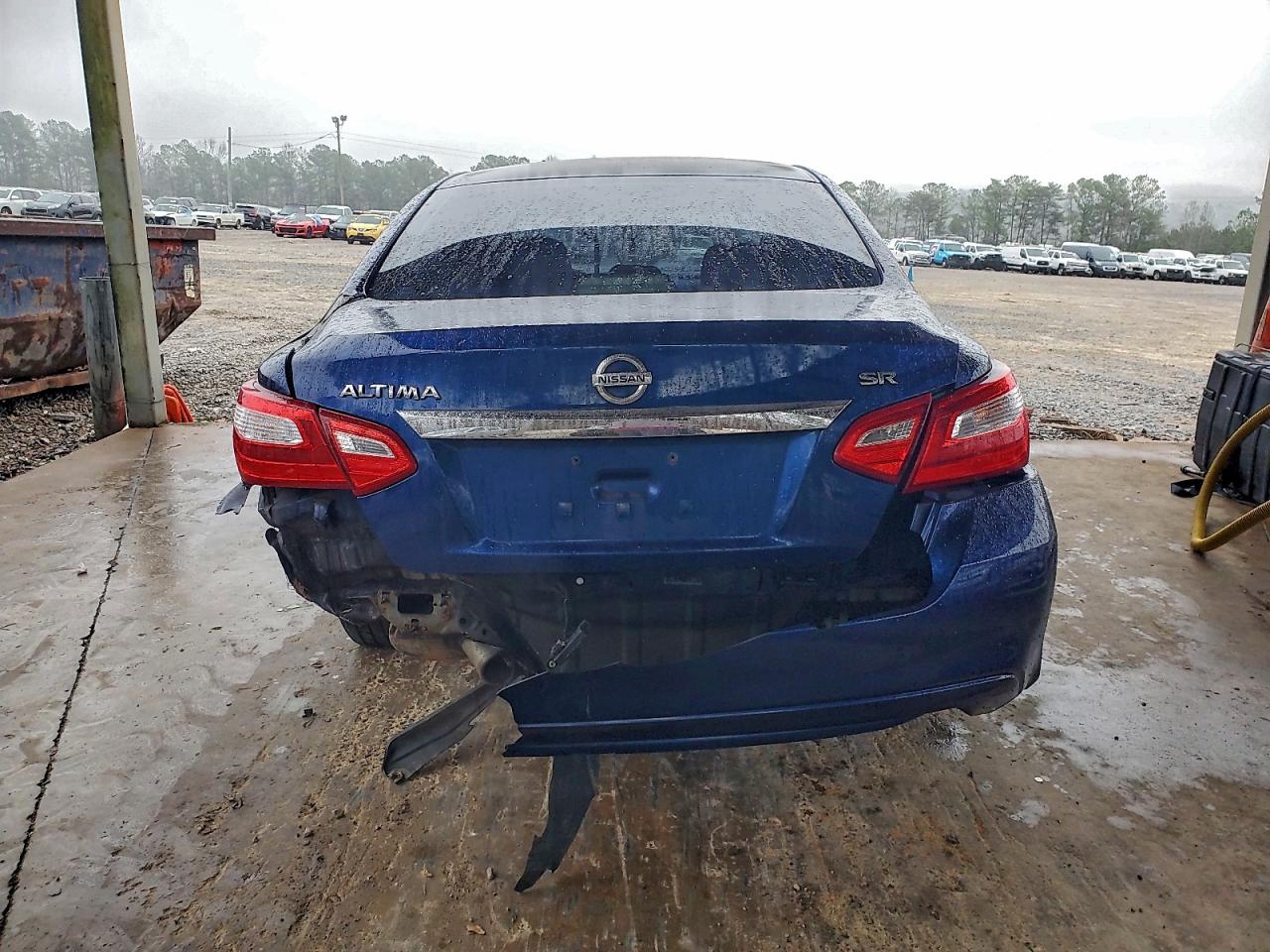 Nissan Altima 2.5 Image 8