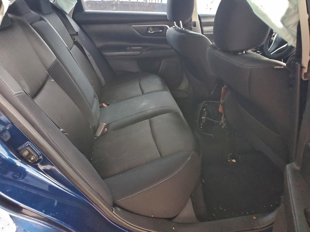 Nissan Altima 2.5 Image 6