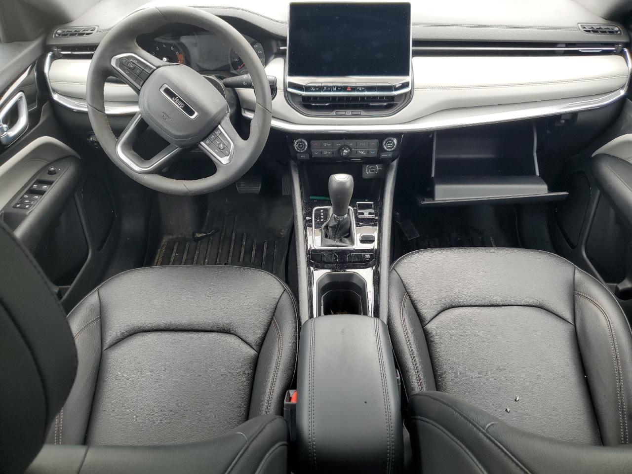 Jeep Compass Limited Image 13