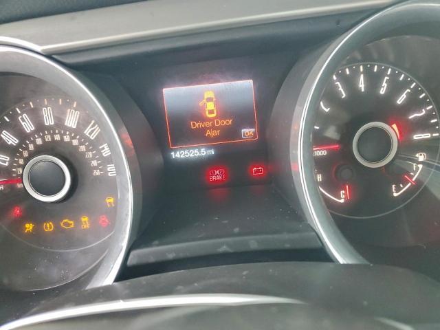 Ford Mustang Image 8