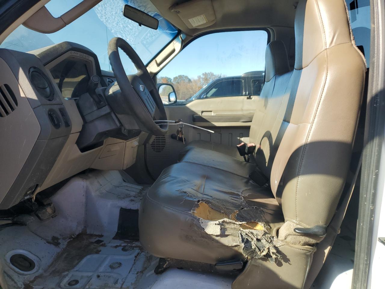 Ford F-250 Super Duty Image 8