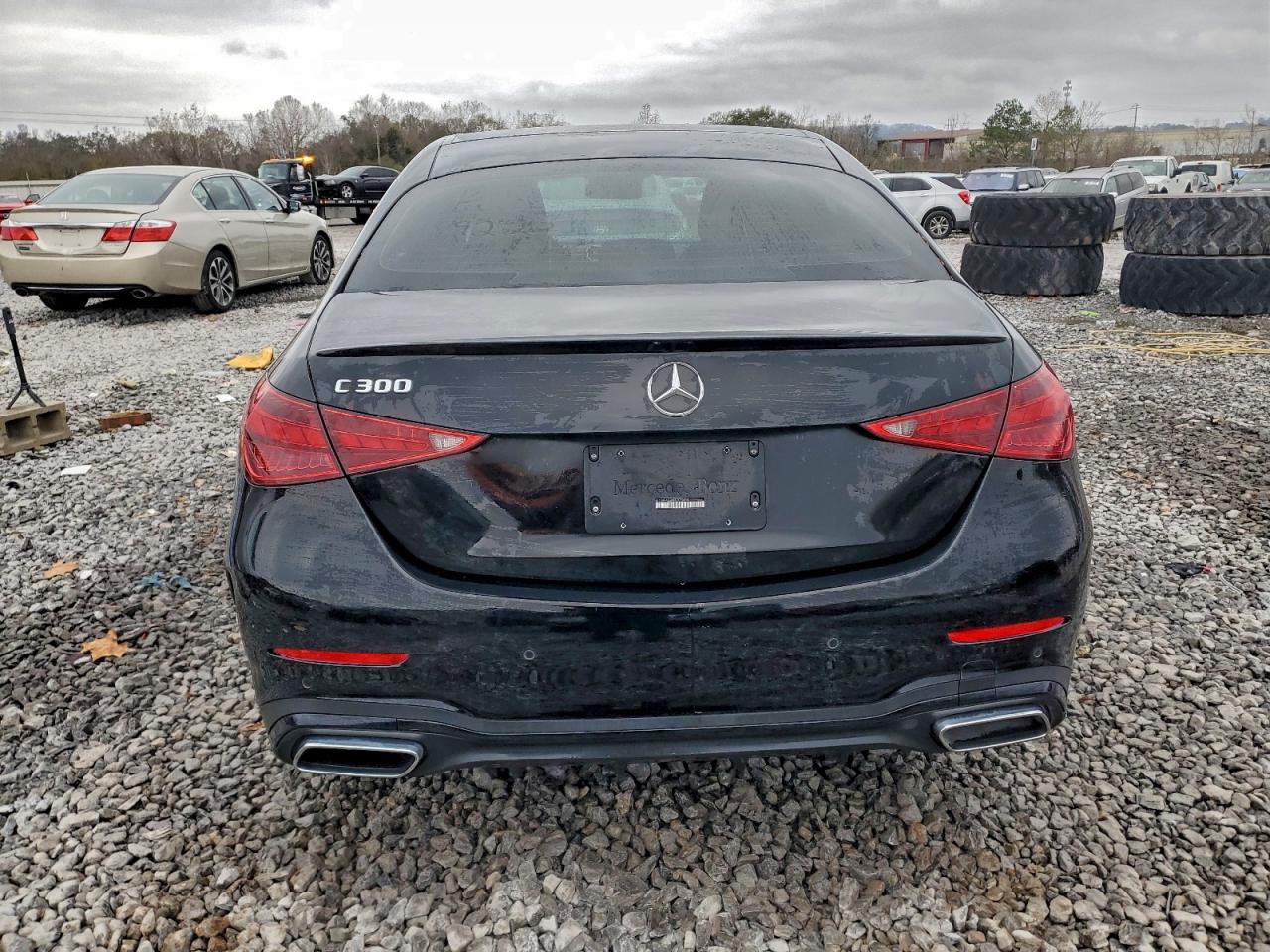 Mercedes-Benz C-Class 300 Image 3