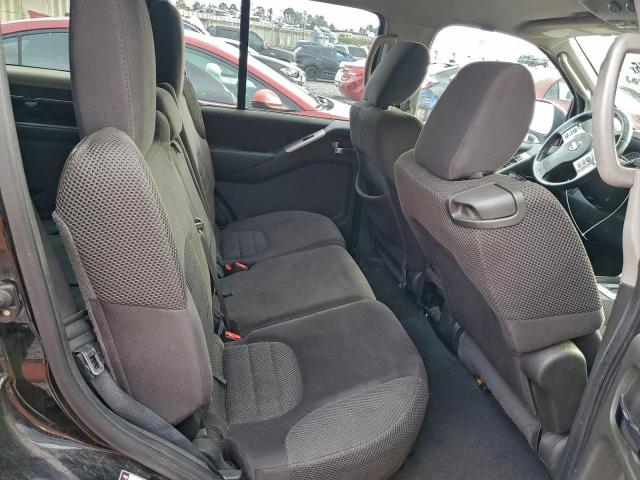 Nissan Pathfinder S Image 8