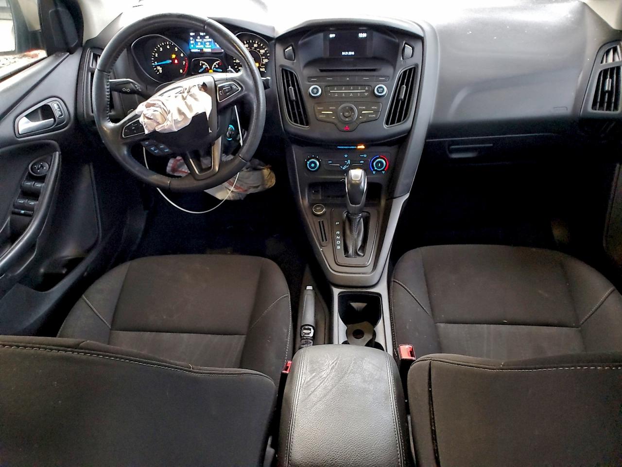 Ford Focus Se Image 7