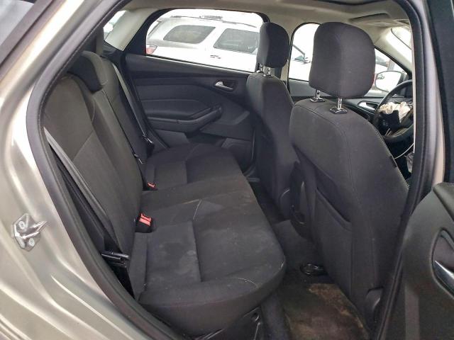 Ford Focus Se Image 11