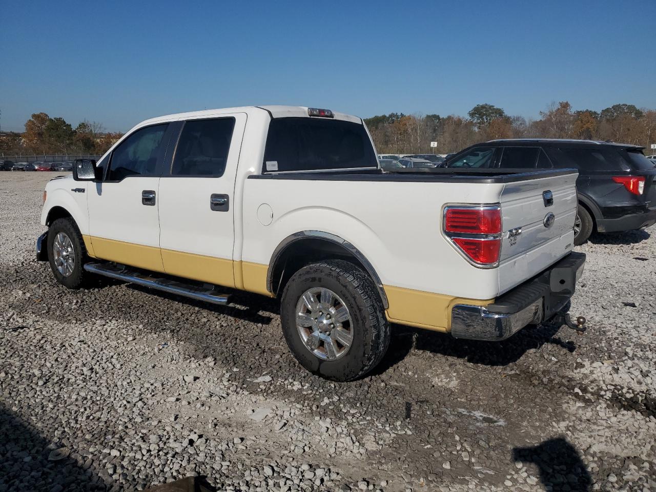 Ford F-150 Supercrew Image 3