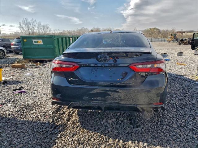 Toyota Camry Se Night Shade Image 2