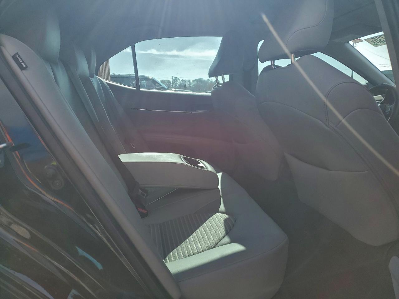 Toyota Camry Se Night Shade Image 9