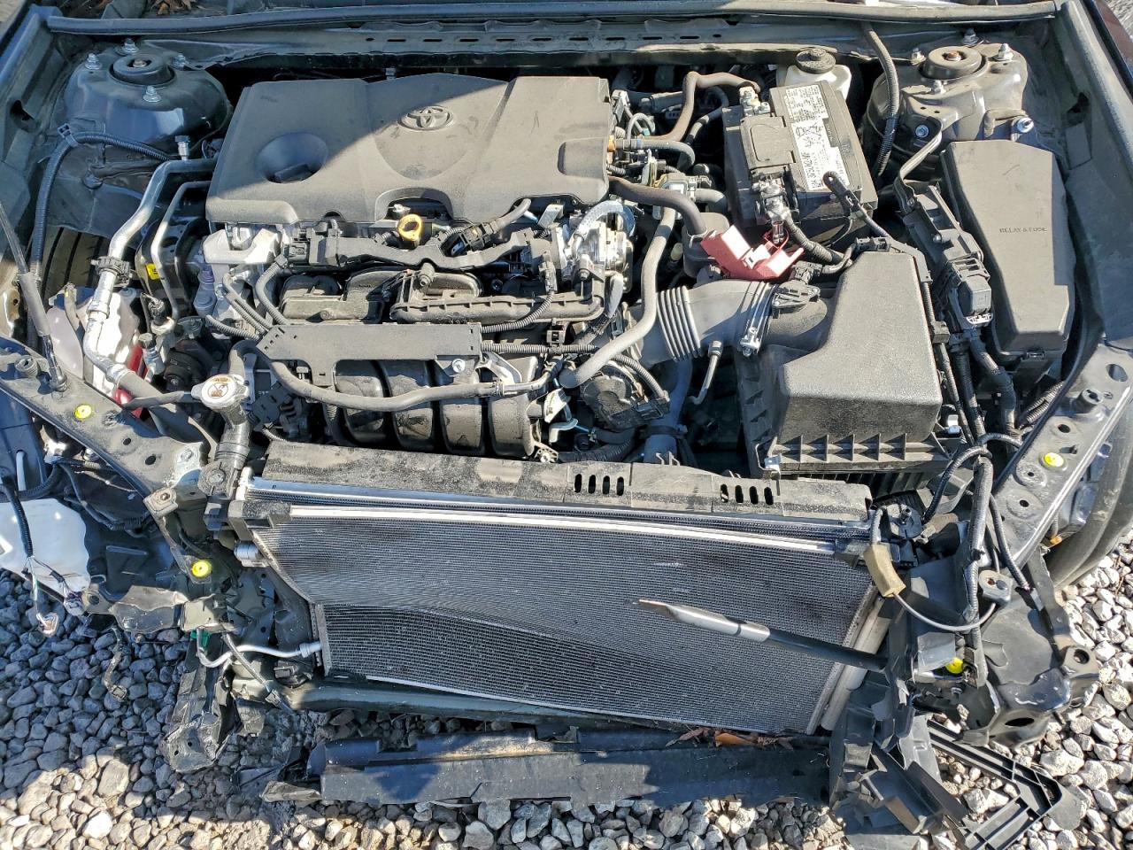 Toyota Camry Se Night Shade Image 7