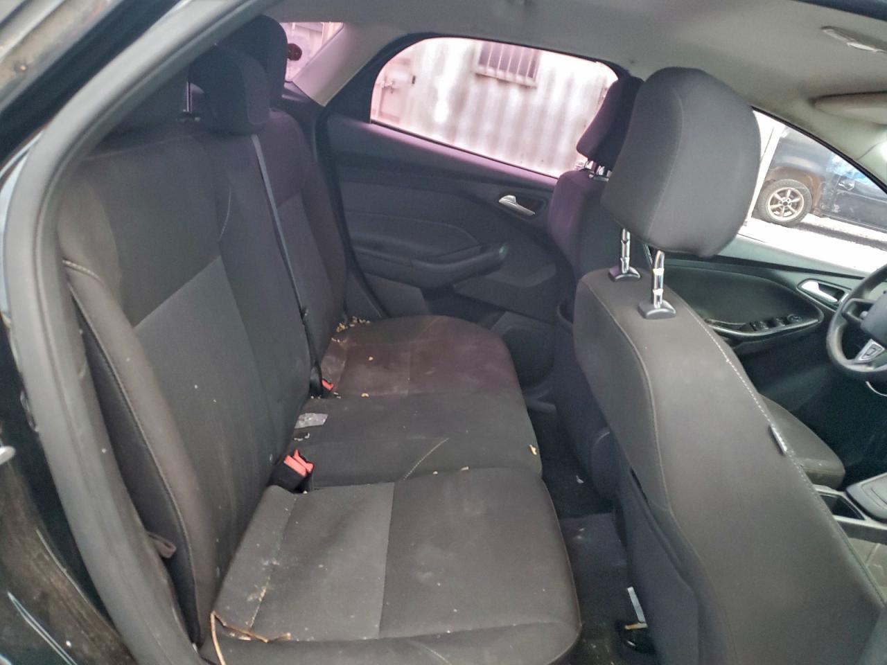 Ford Focus Se Image 8