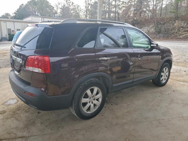 Kia Sorento Base Image 2