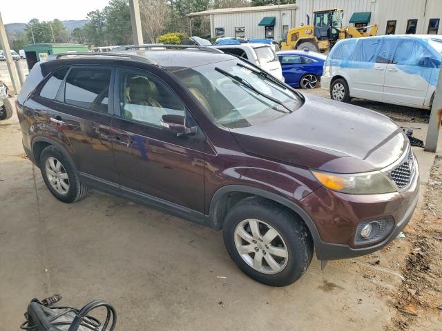 Kia Sorento Base Image 11