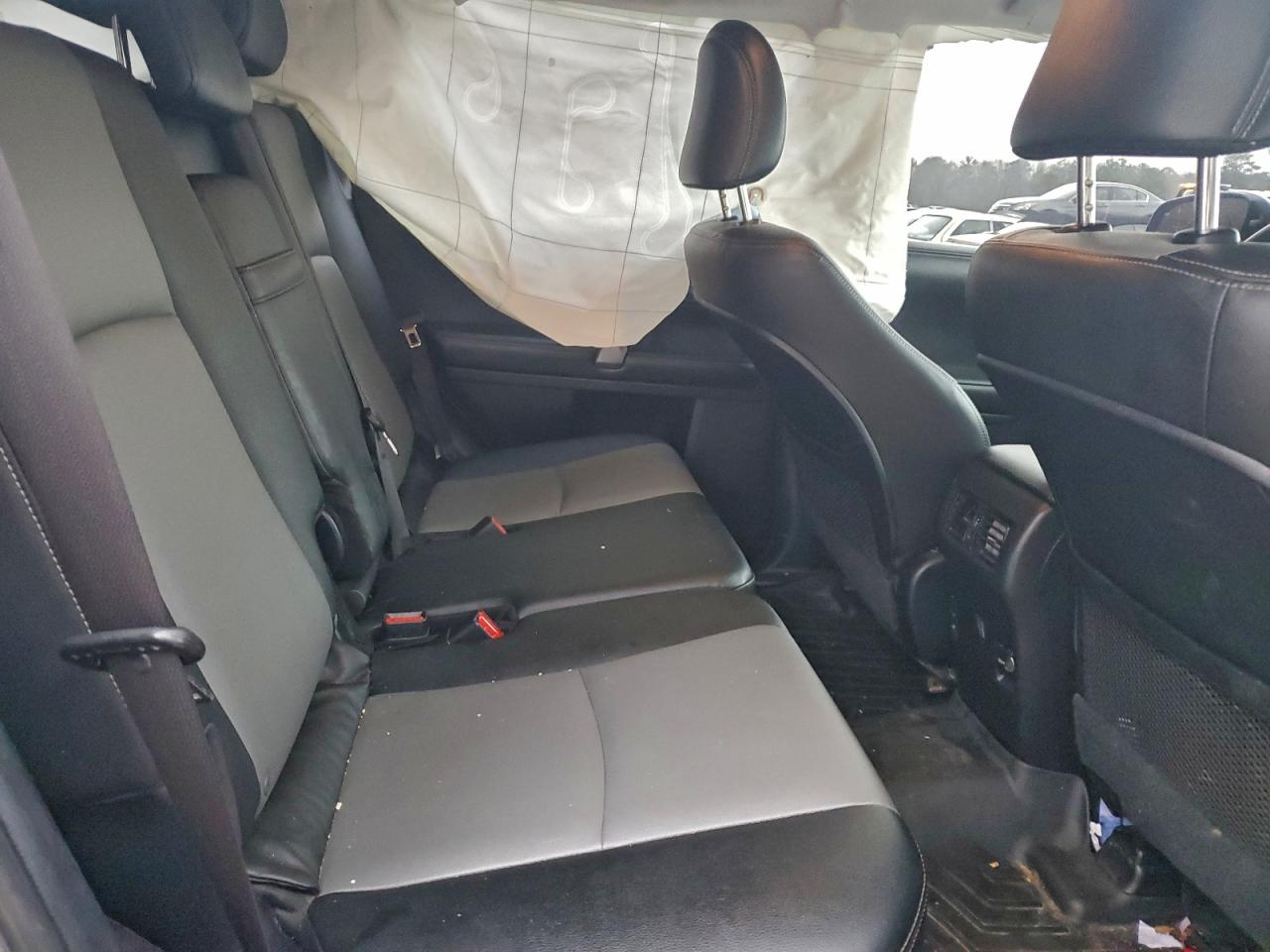 Toyota 4Runner Sr5 Image 3