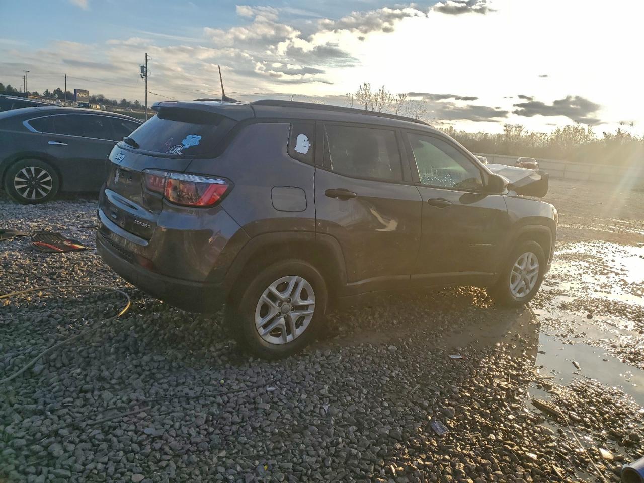 Jeep Compass Sport Image 12