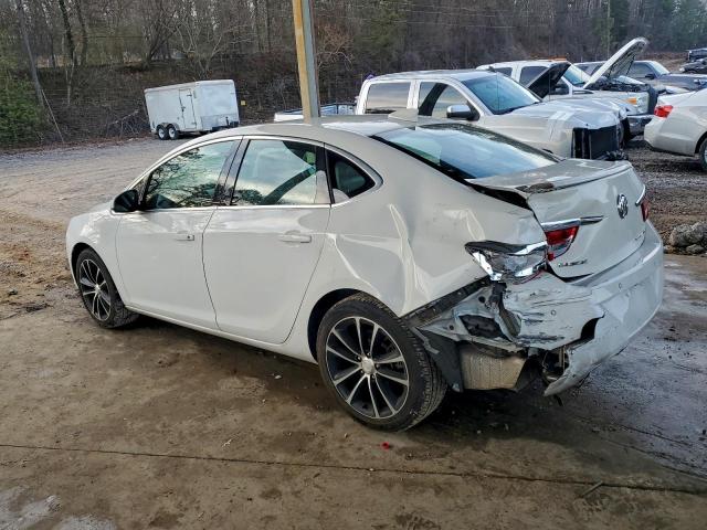 Buick Verano Sport Touring Image 9