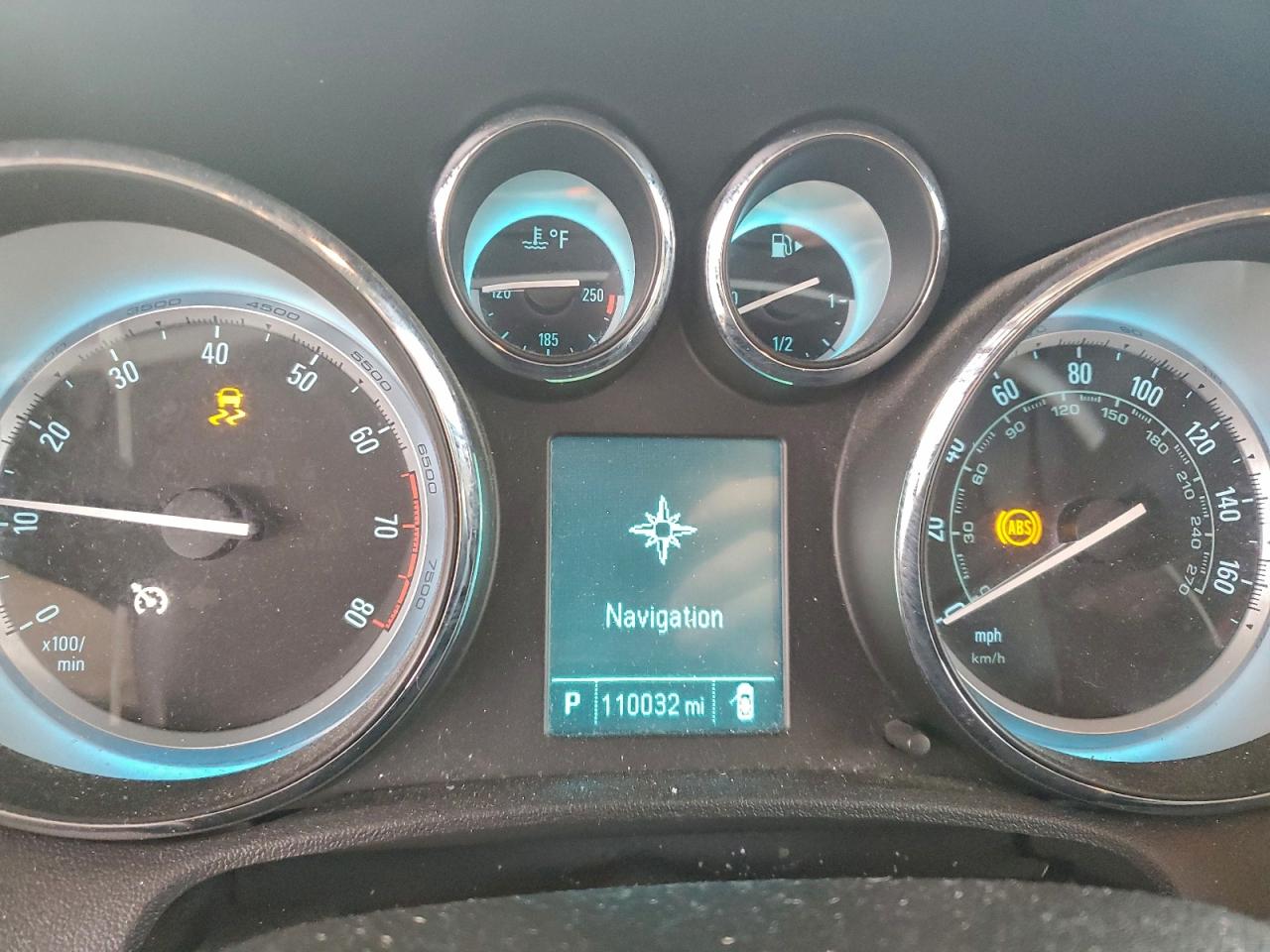 Buick Verano Sport Touring Image 10