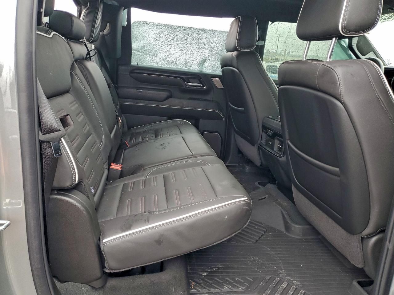 GMC Sierra K2500 At4x Image 12